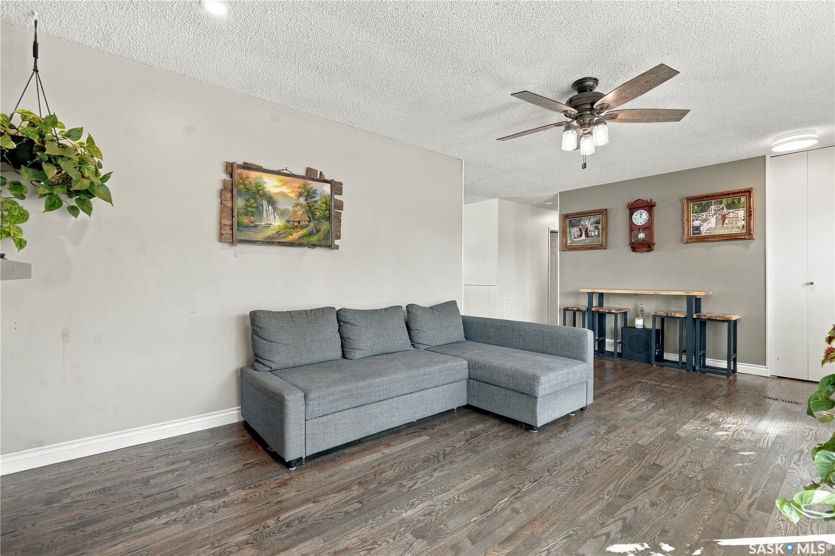 158 Smallwood Crescent, Saskatoon SK S7L 4Z6