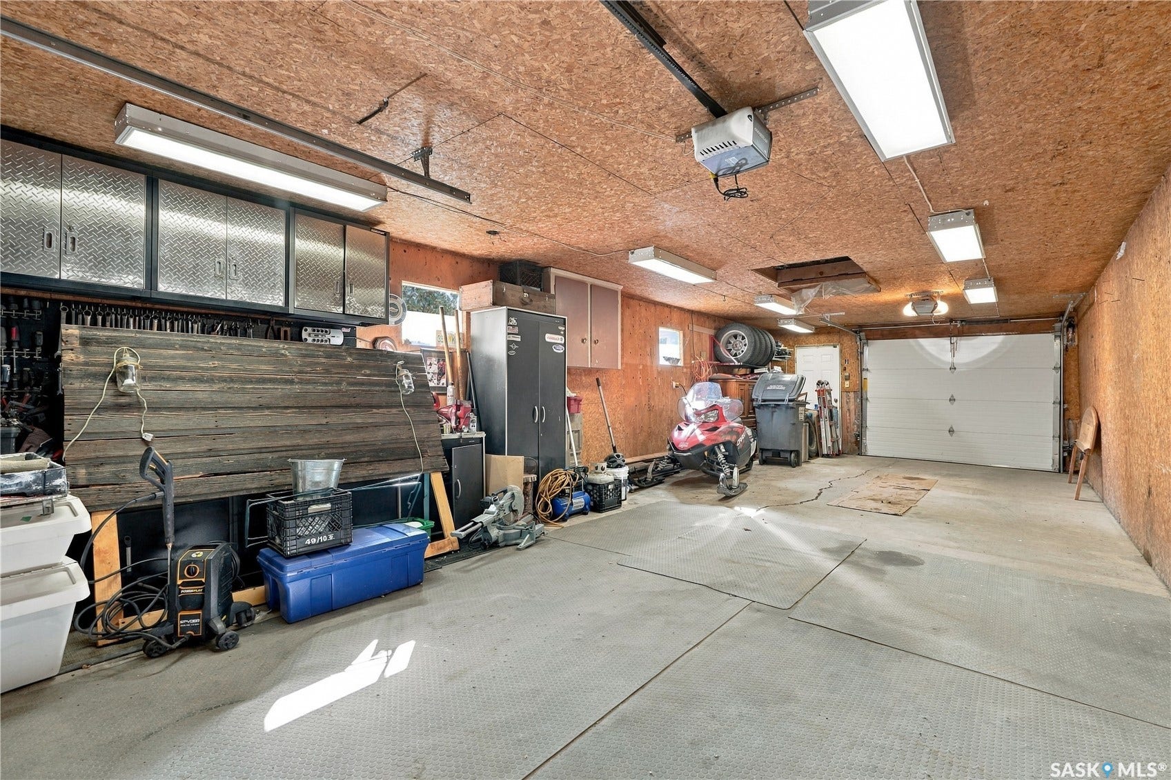 158 Smallwood Crescent, Saskatoon SK S7L 4Z6