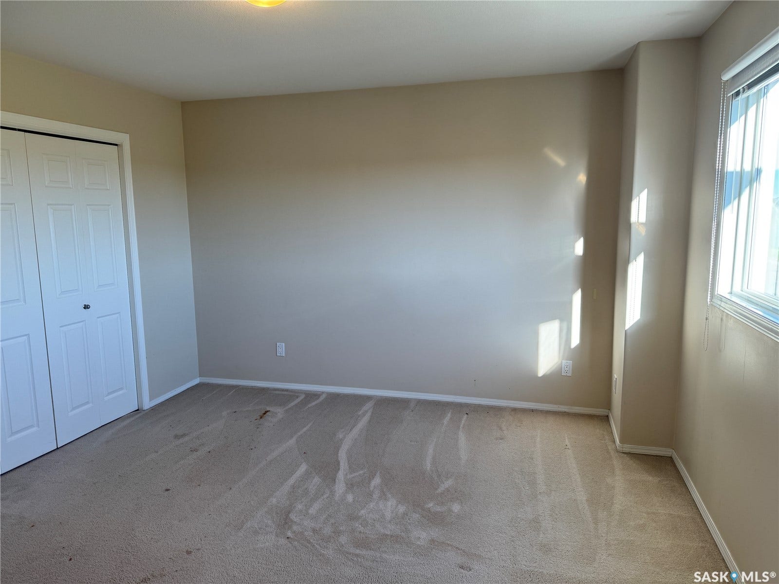 158 East Hampton Boulevard, Saskatoon SK S7R 0A7