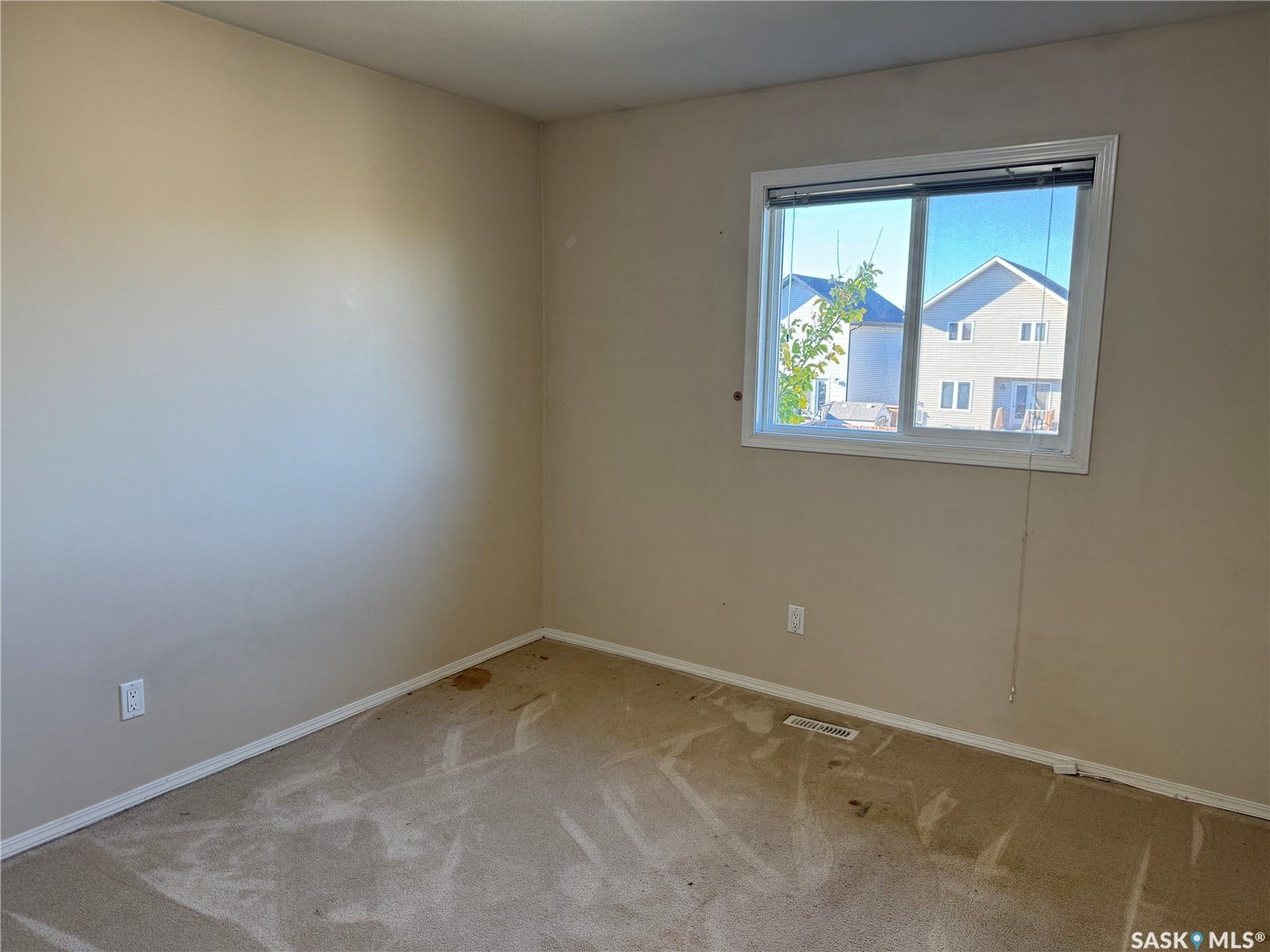 158 East Hampton Boulevard, Saskatoon SK S7R 0A7