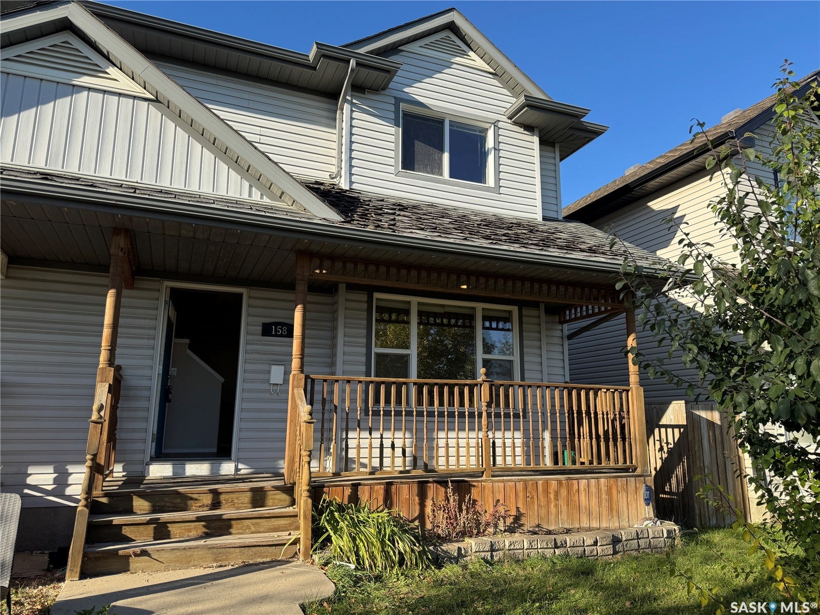 158 East Hampton Boulevard, Saskatoon SK S7R 0A7