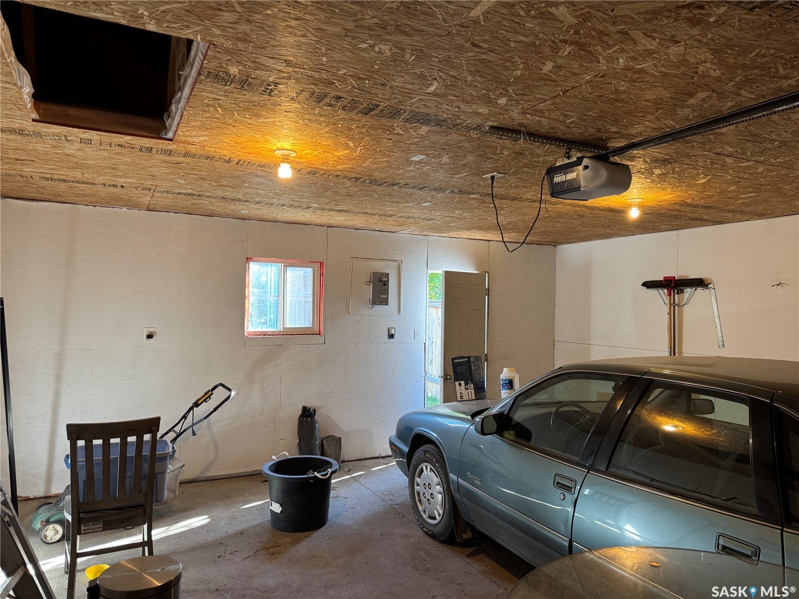 158 East Hampton Boulevard, Saskatoon SK S7R 0A7