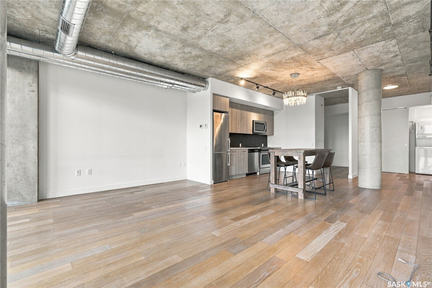 490 2nd Avenue S, #1206, Saskatoon SK S7K 4H5