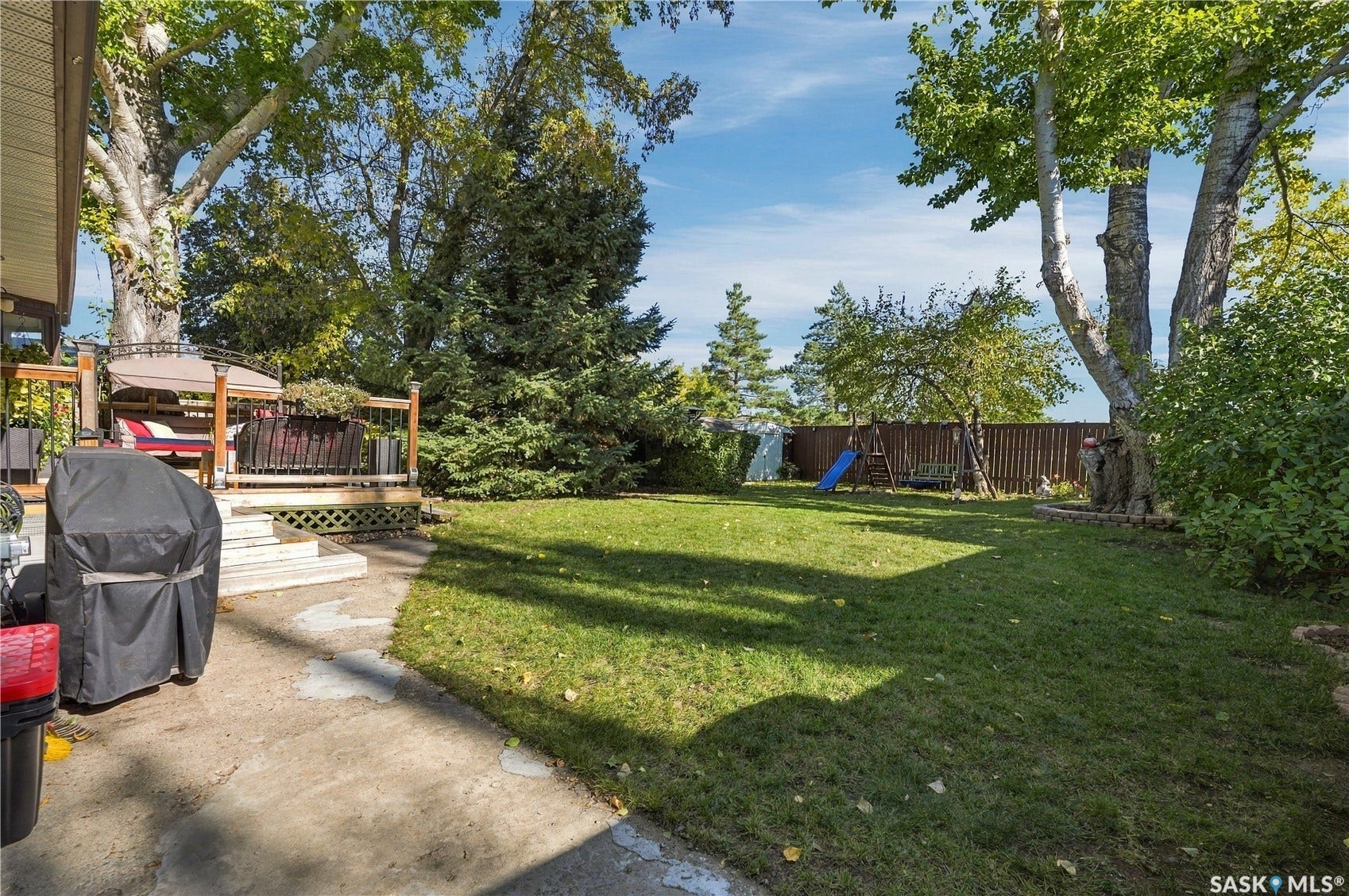 222 Smith Road, Saskatoon SK S7M 4Z5