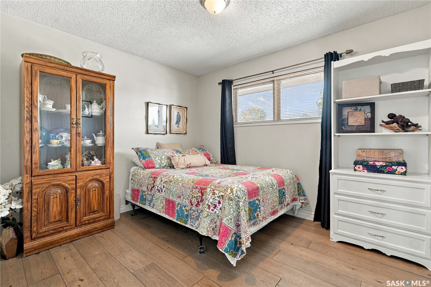 222 Smith Road, Saskatoon SK S7M 4Z5