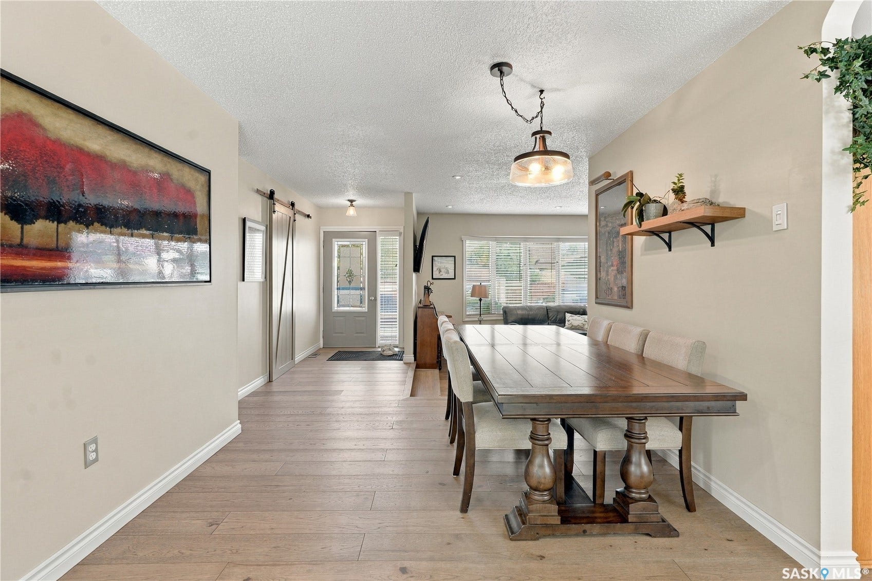 222 Smith Road, Saskatoon SK S7M 4Z5