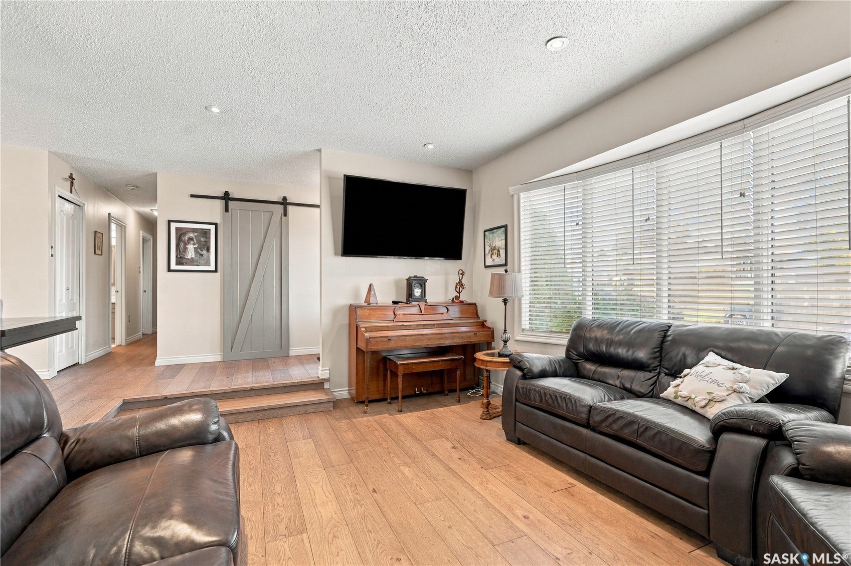 222 Smith Road, Saskatoon SK S7M 4Z5
