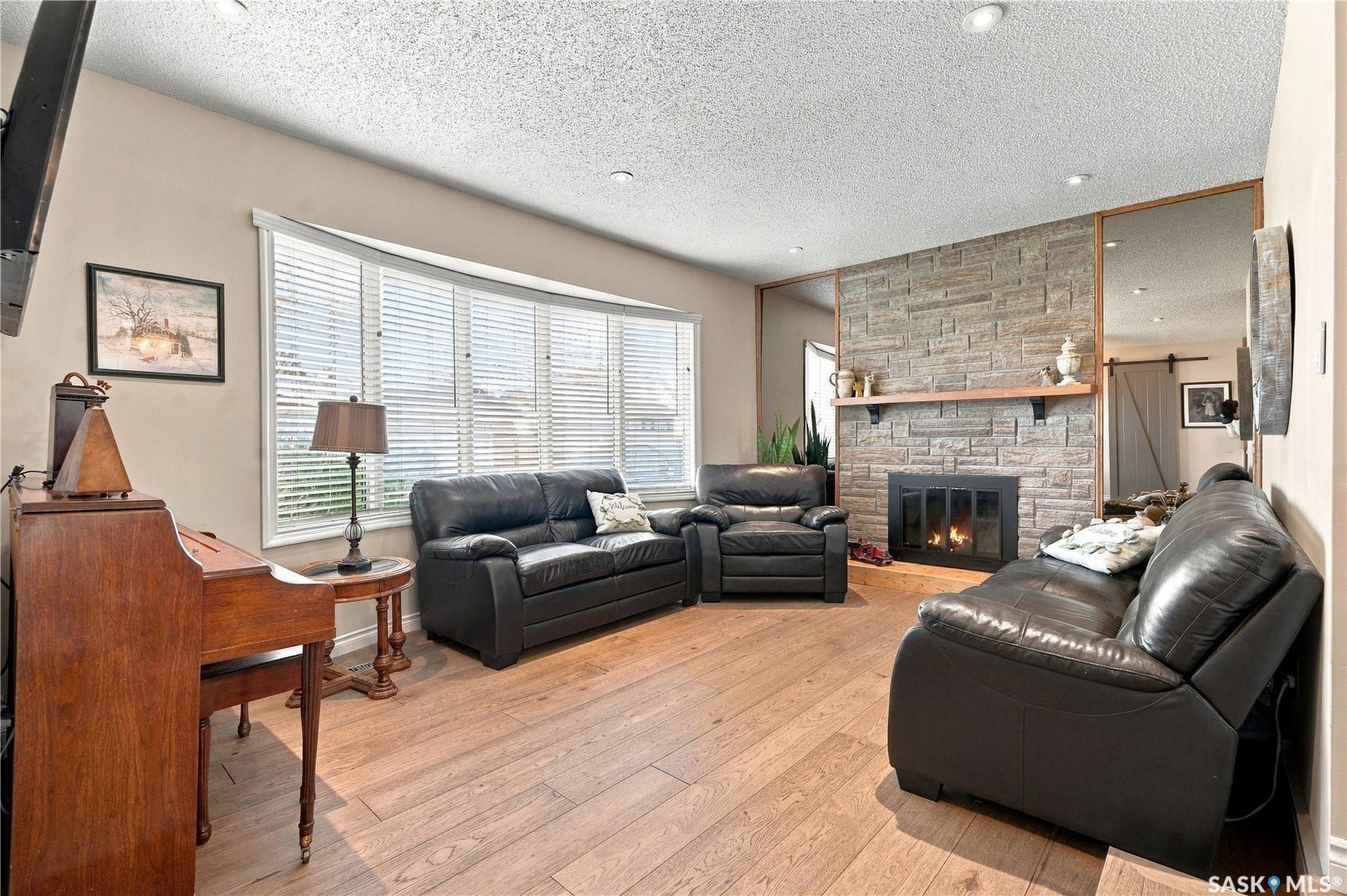 222 Smith Road, Saskatoon SK S7M 4Z5