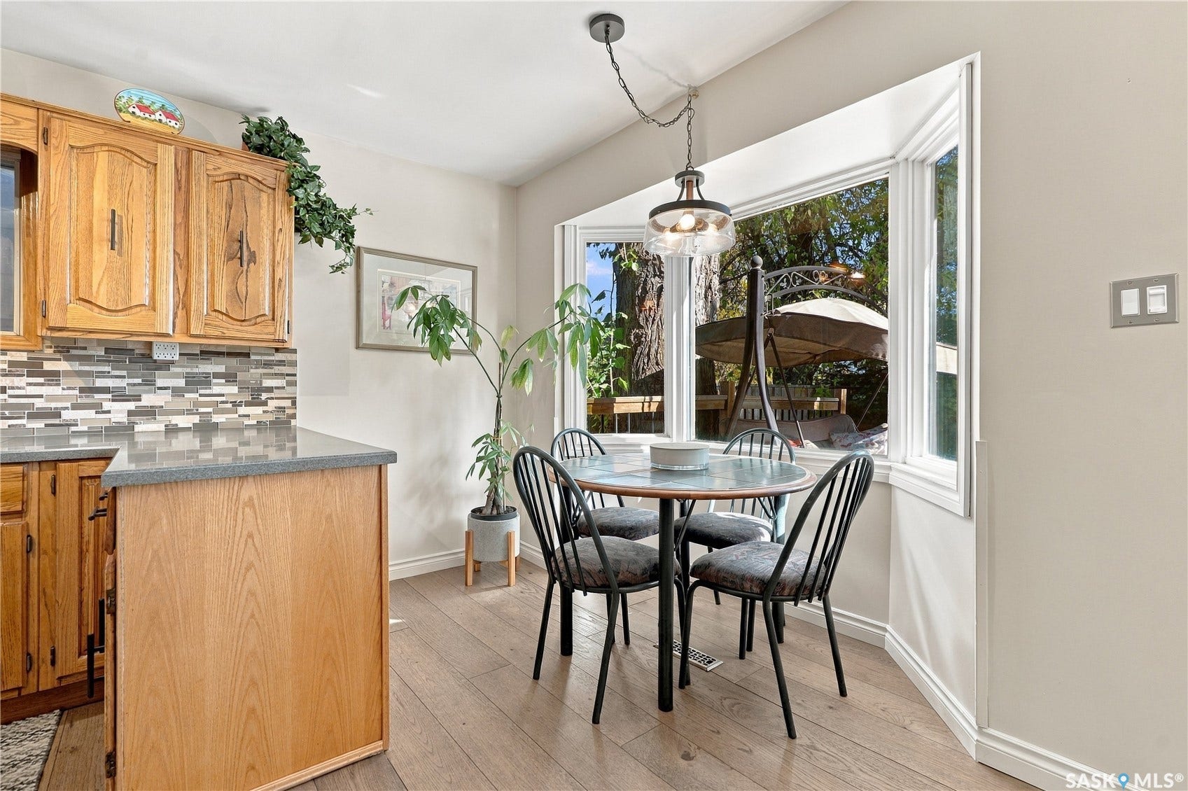 222 Smith Road, Saskatoon SK S7M 4Z5