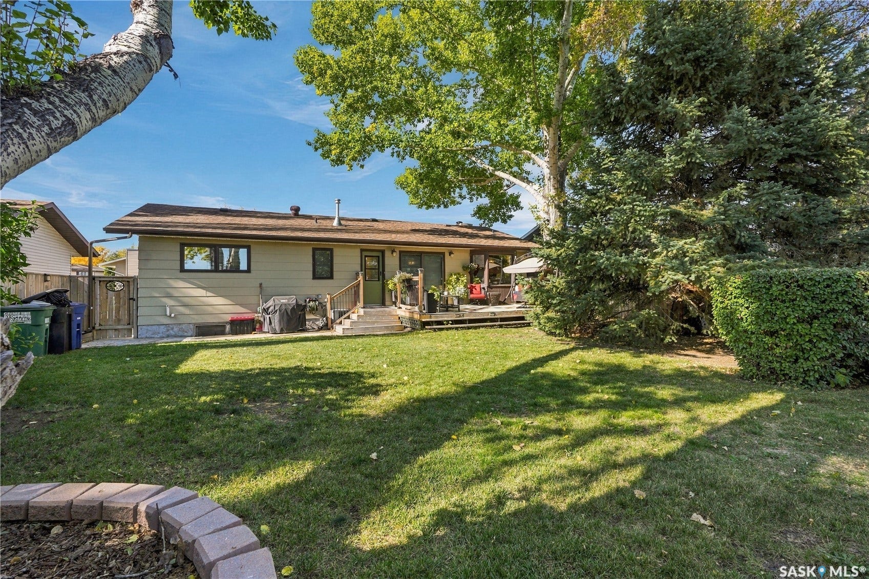222 Smith Road, Saskatoon SK S7M 4Z5