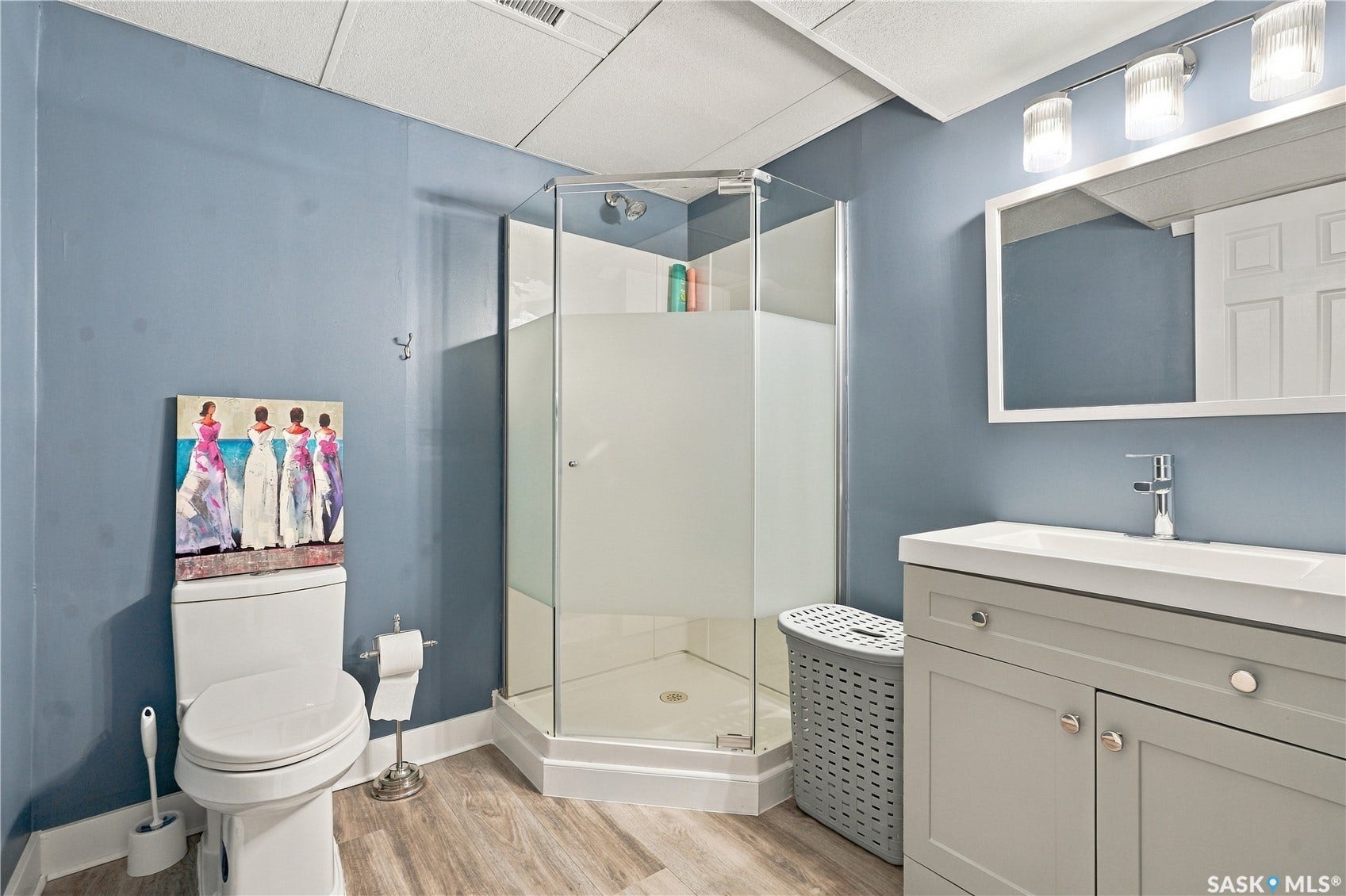 222 Smith Road, Saskatoon SK S7M 4Z5
