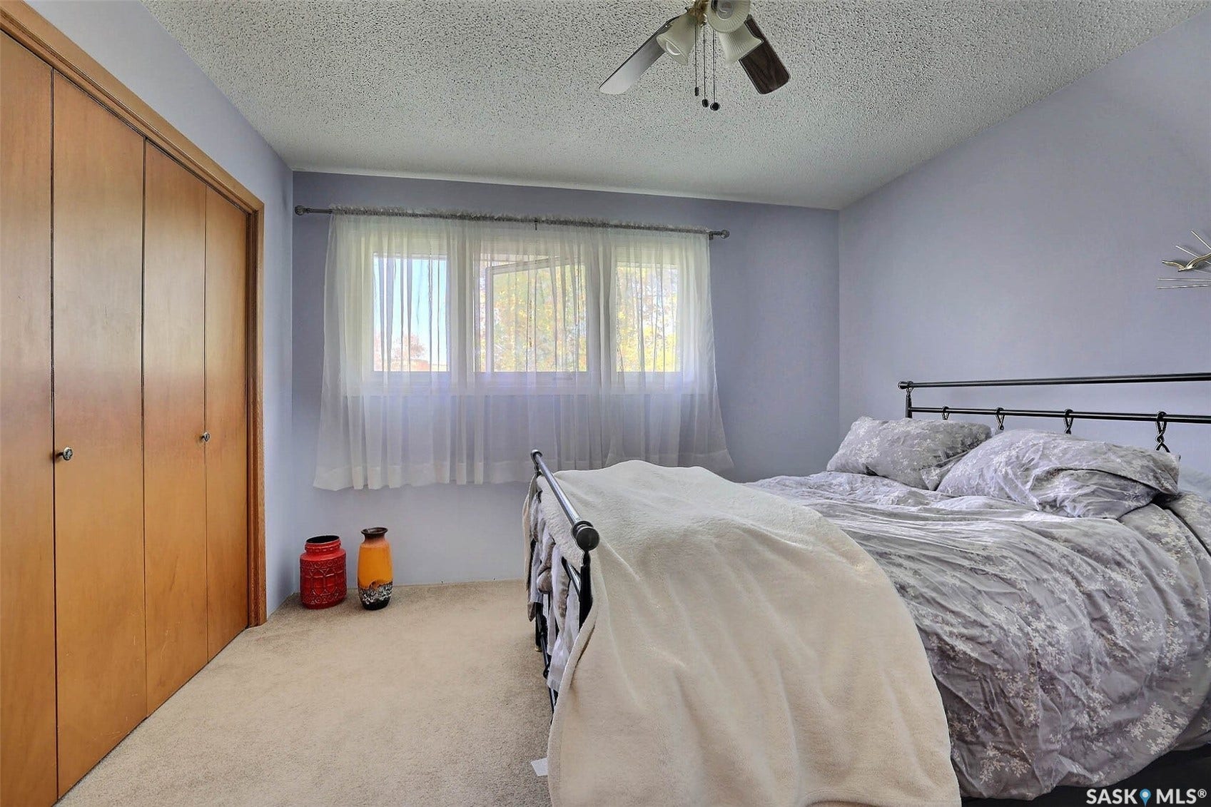 1425 9th Avenue N, Regina SK S4R 0E6
