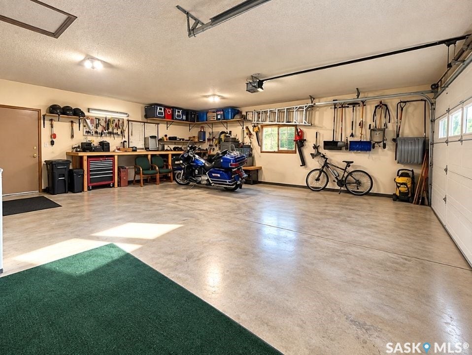 302 Cowie Crescent, Swift Current SK S9H 4W7