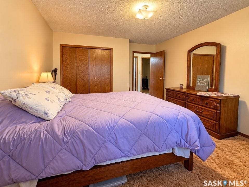 302 Cowie Crescent, Swift Current SK S9H 4W7