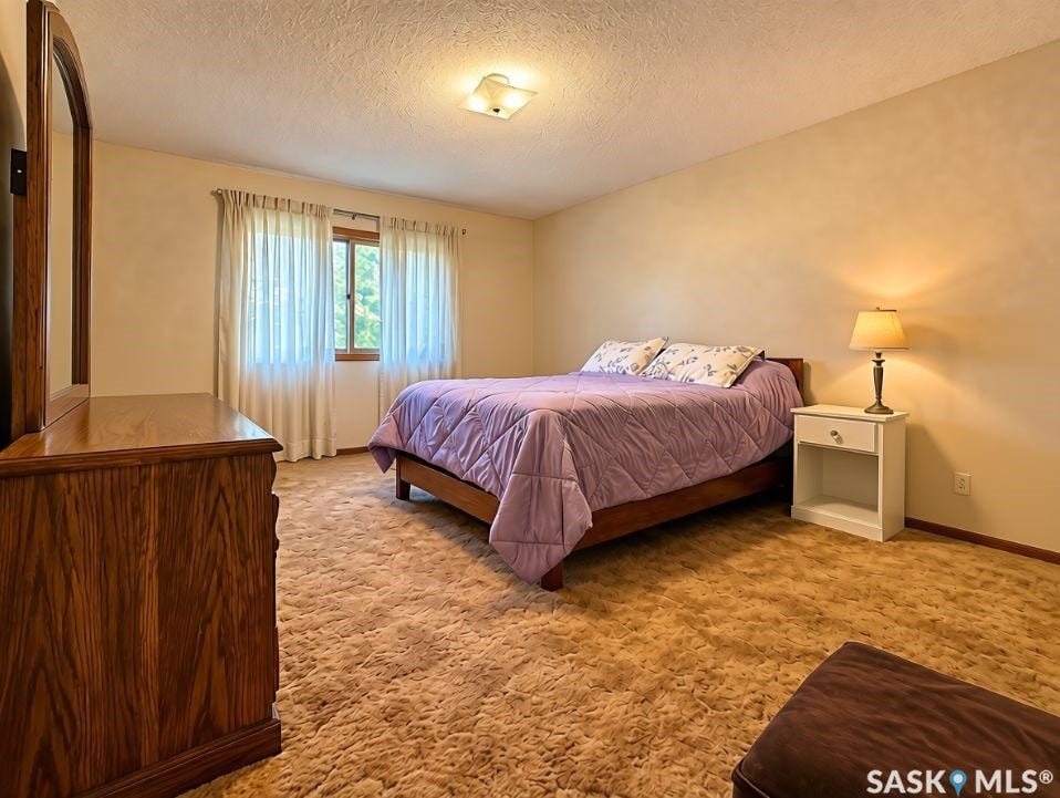 302 Cowie Crescent, Swift Current SK S9H 4W7