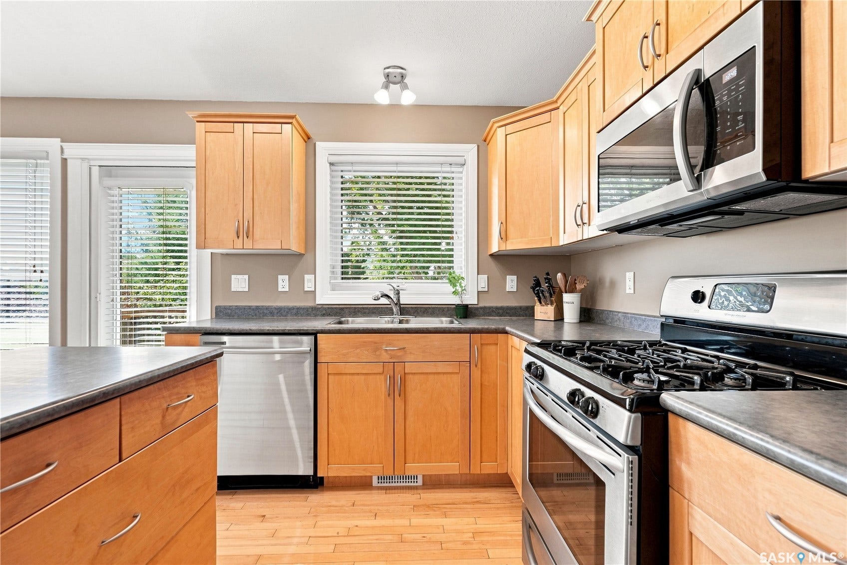 410 Bourgonje Court, Saskatoon SK S7S 1L7