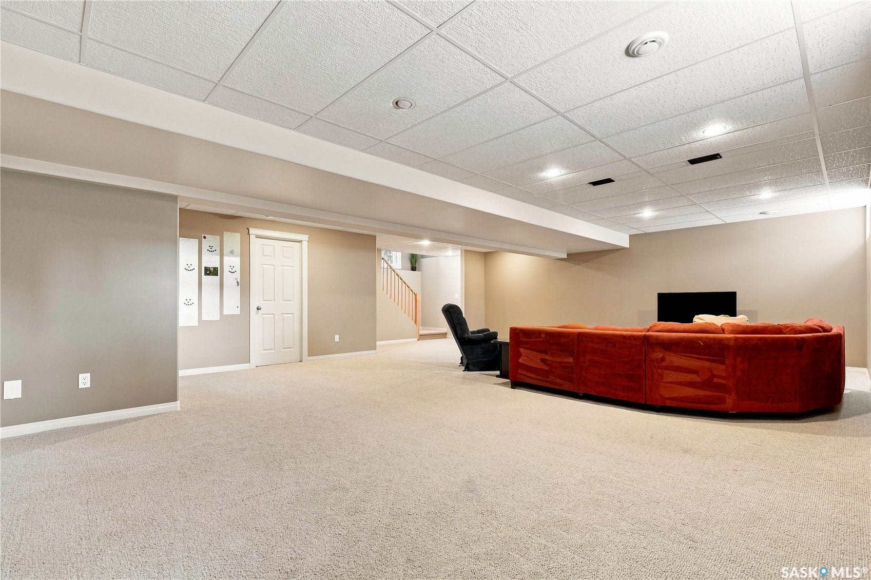 410 Bourgonje Court, Saskatoon SK S7S 1L7