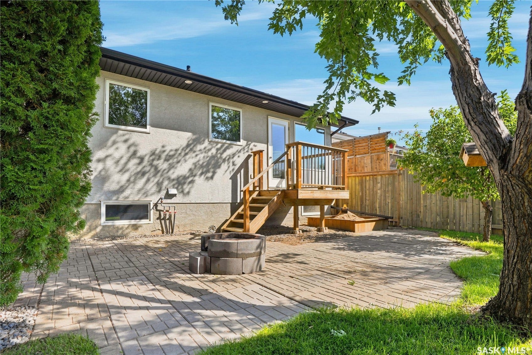 410 Bourgonje Court, Saskatoon SK S7S 1L7