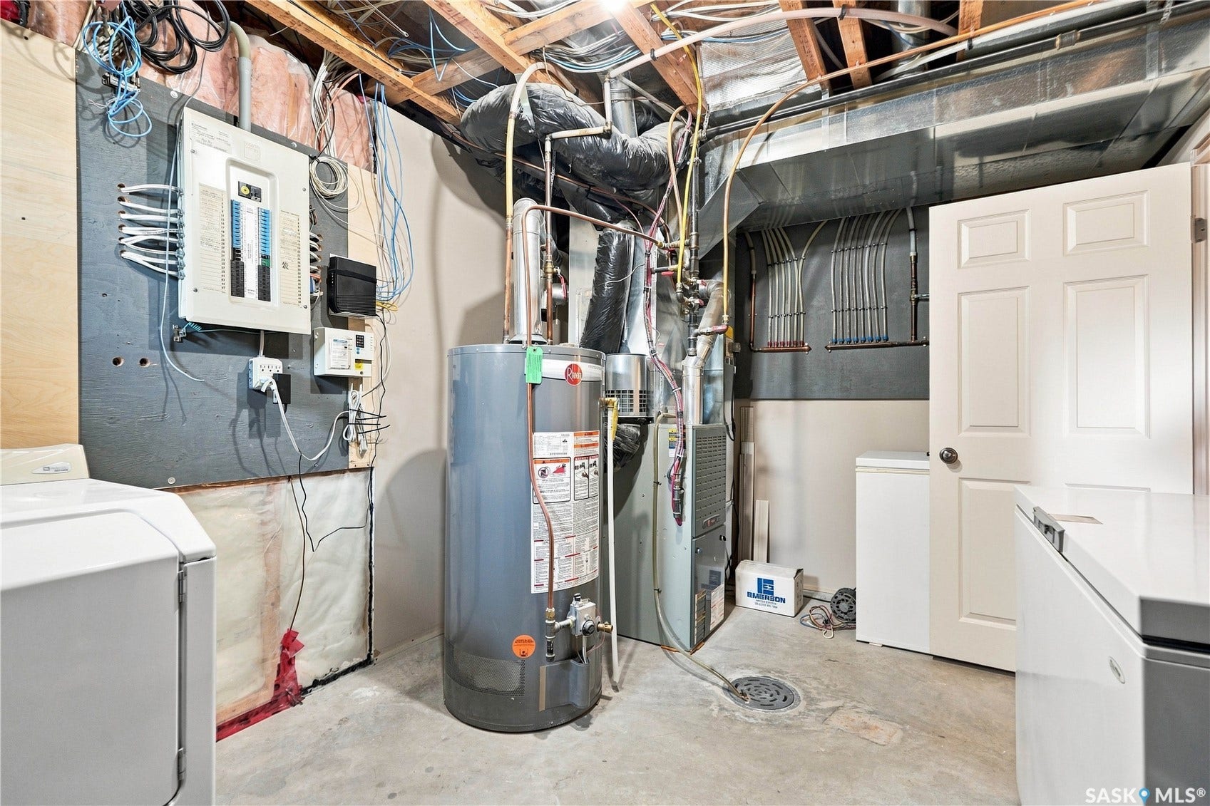 410 Bourgonje Court, Saskatoon SK S7S 1L7