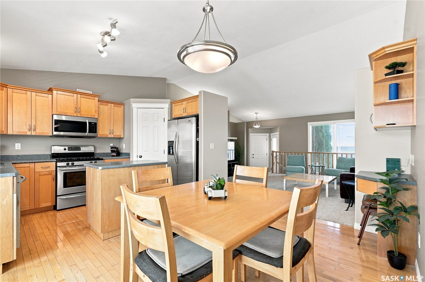 410 Bourgonje Court, Saskatoon SK S7S 1L7