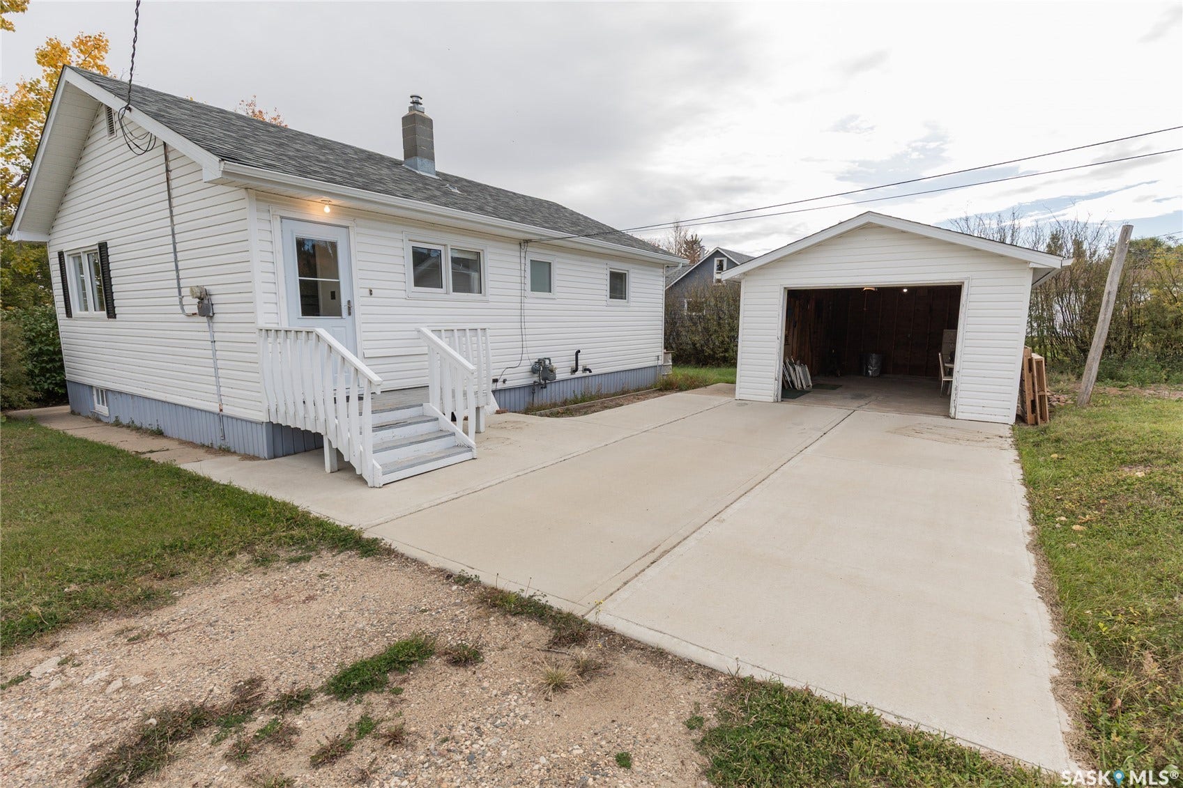 247 Manitoba Avenue, Kerrobert SK S0L 1R0