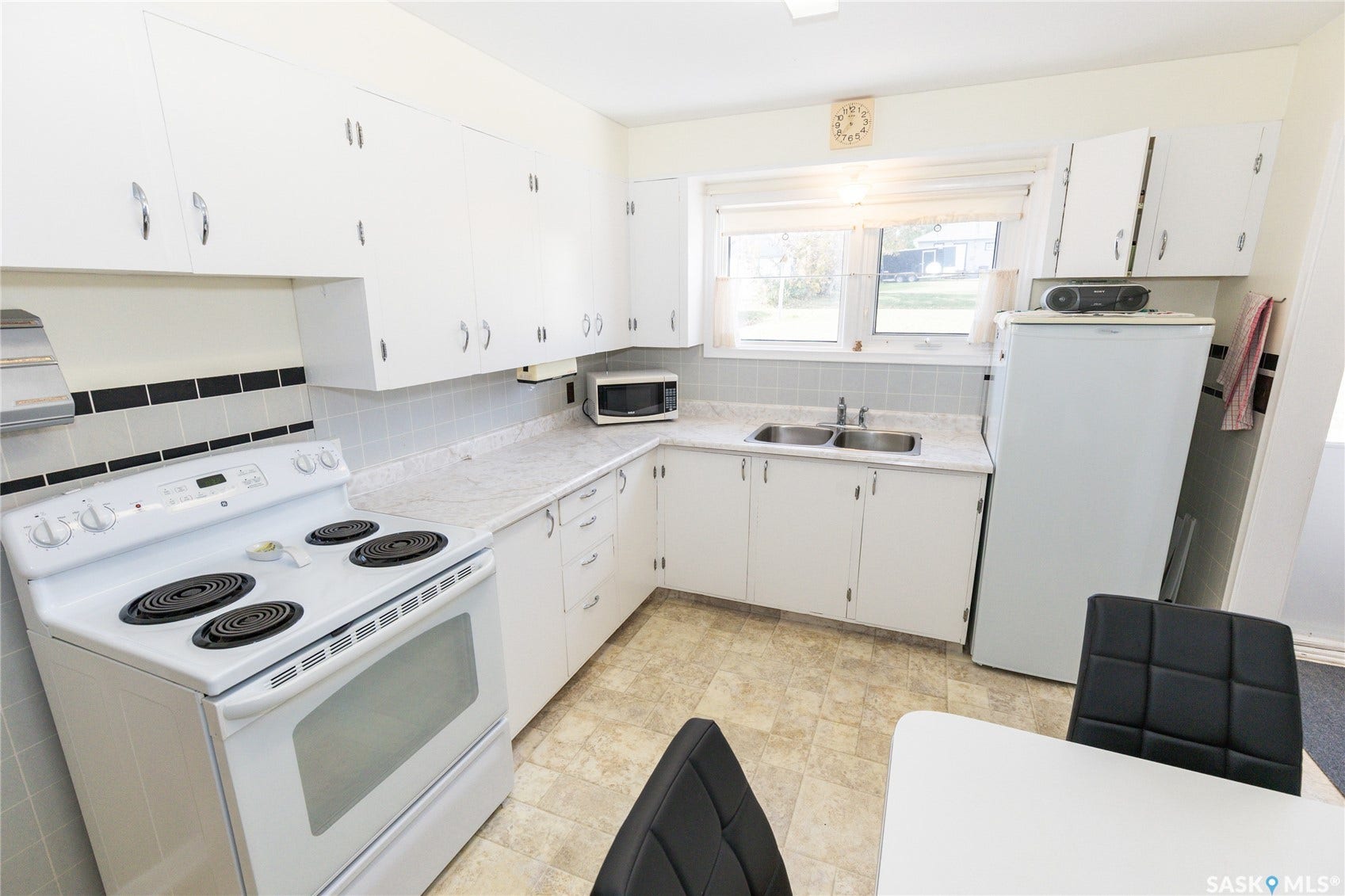 247 Manitoba Avenue, Kerrobert SK S0L 1R0