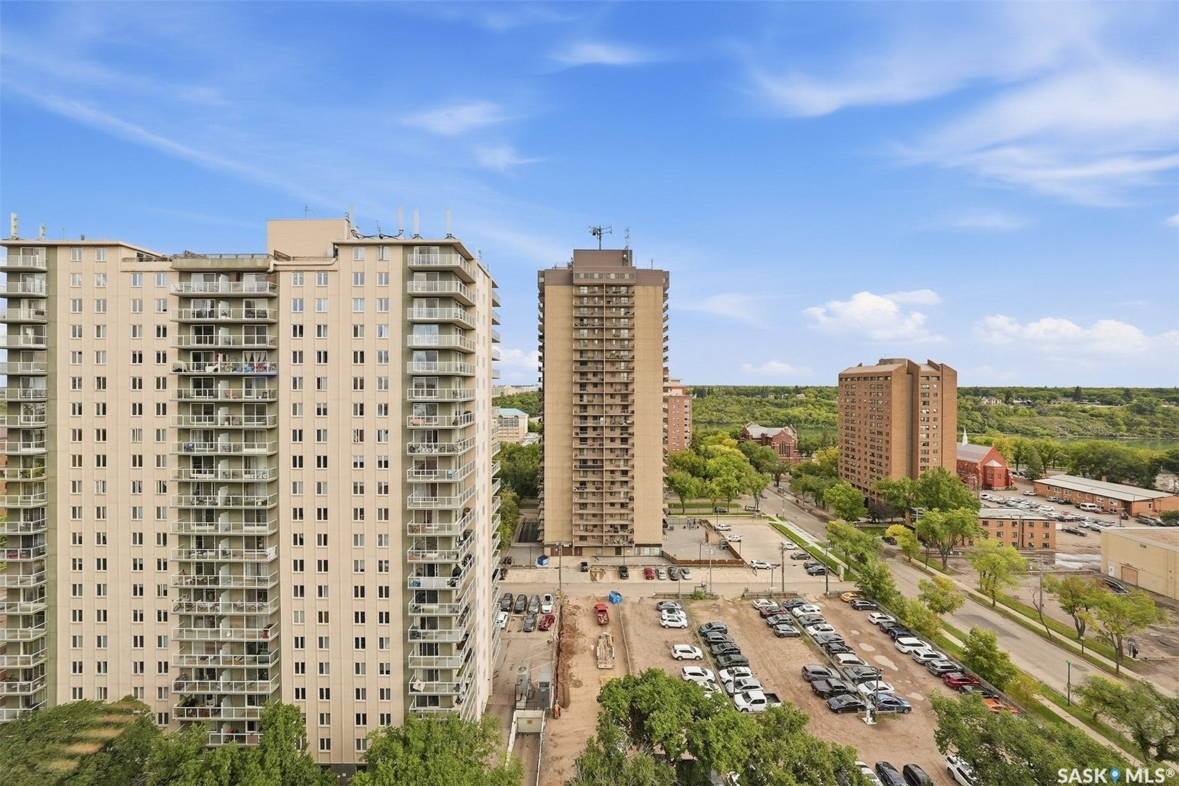 315 5th Avenue N, #1702, Saskatoon SK S7K 5Z8