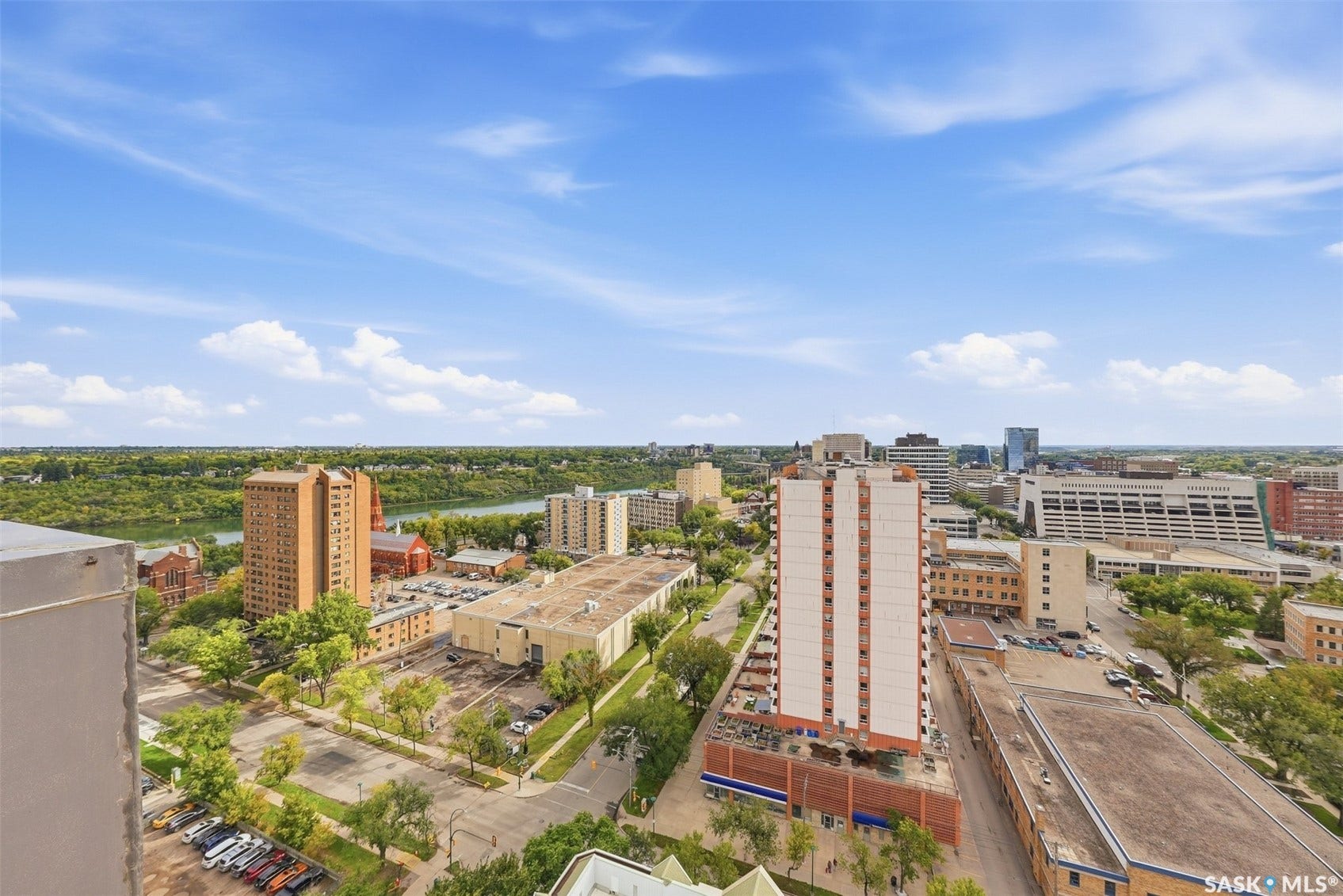 315 5th Avenue N, #1702, Saskatoon SK S7K 5Z8