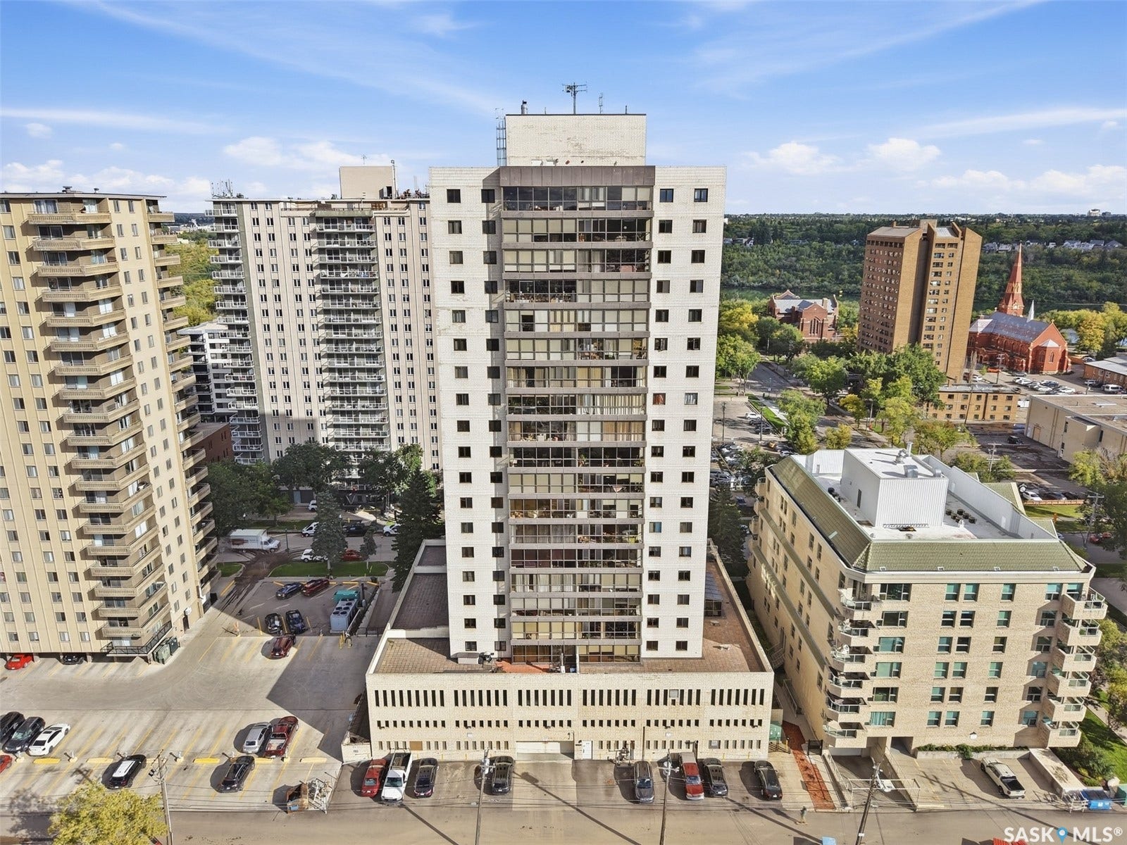 315 5th Avenue N, #1702, Saskatoon SK S7K 5Z8