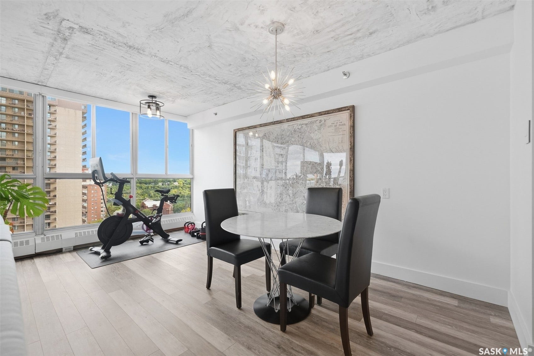 315 5th Avenue N, #1702, Saskatoon SK S7K 5Z8