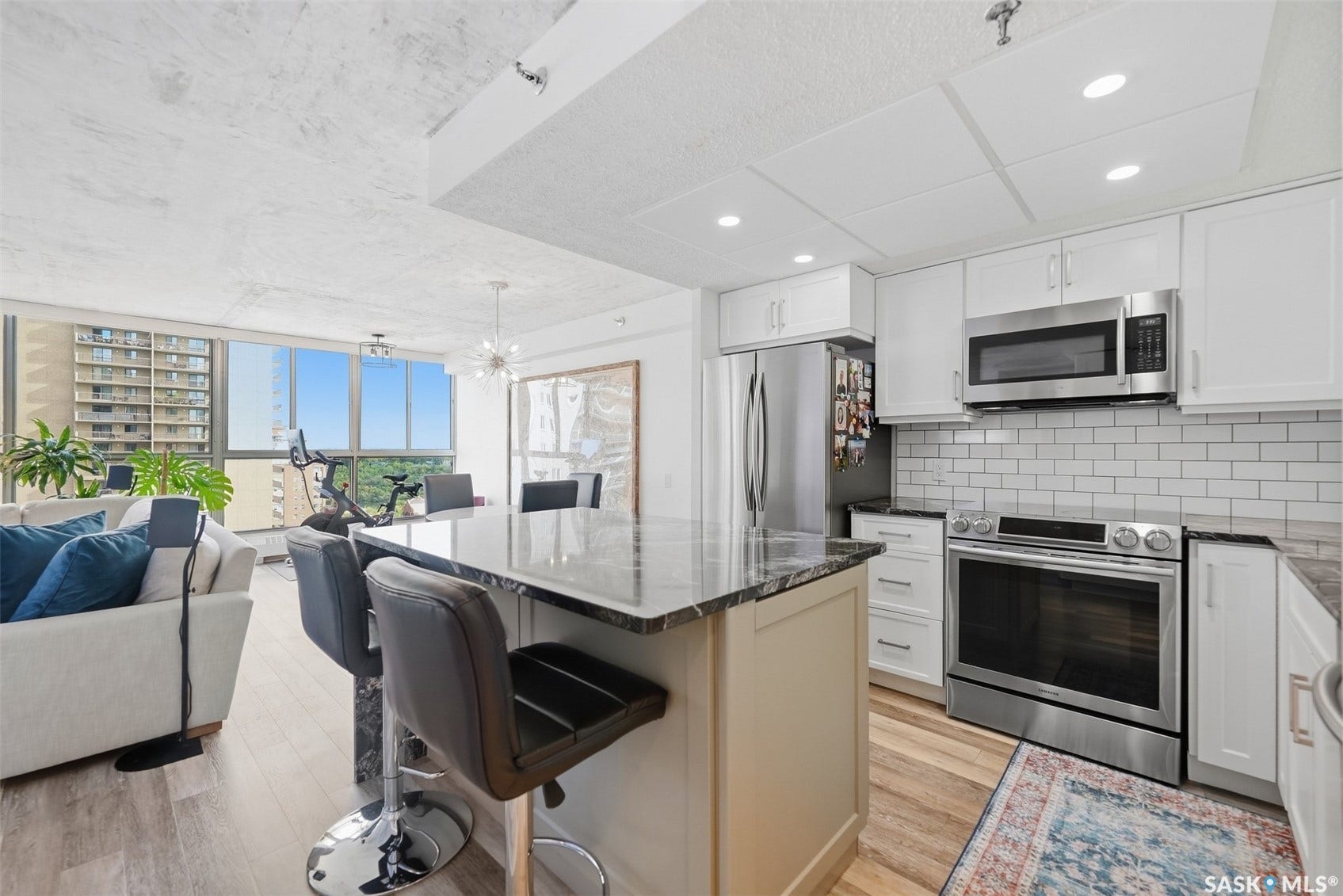 315 5th Avenue N, #1702, Saskatoon SK S7K 5Z8