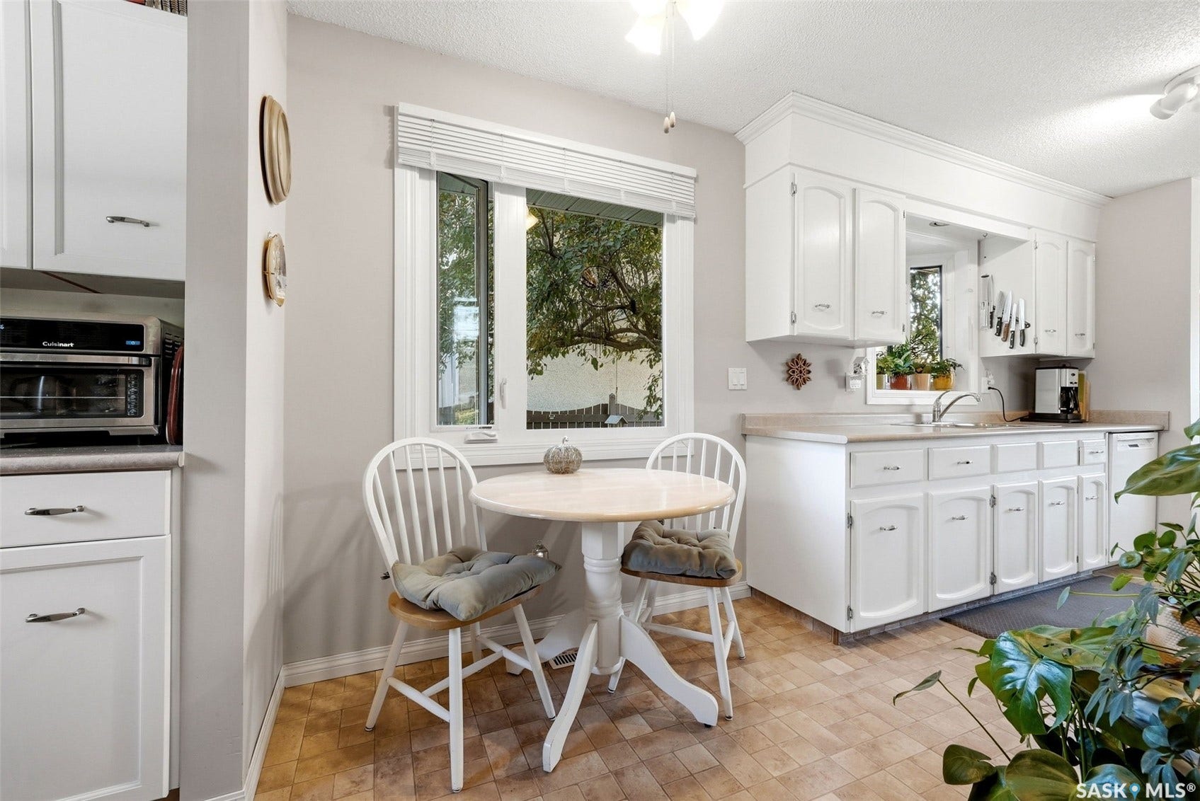 11 Green Meadow Road, Regina SK S4V 0A4