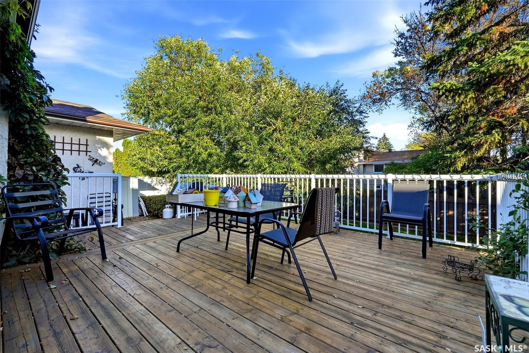 11 Green Meadow Road, Regina SK S4V 0A4