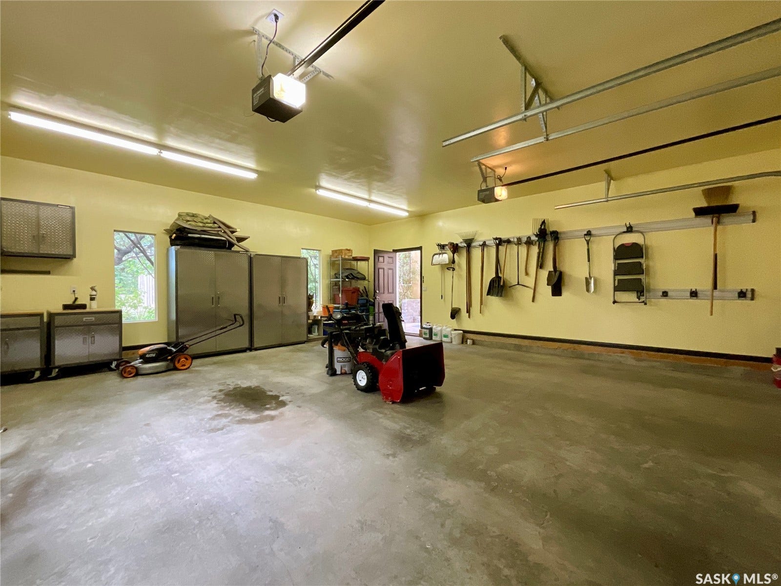 1 Pompano Bay, Pilot Butte SK S4L 1B7