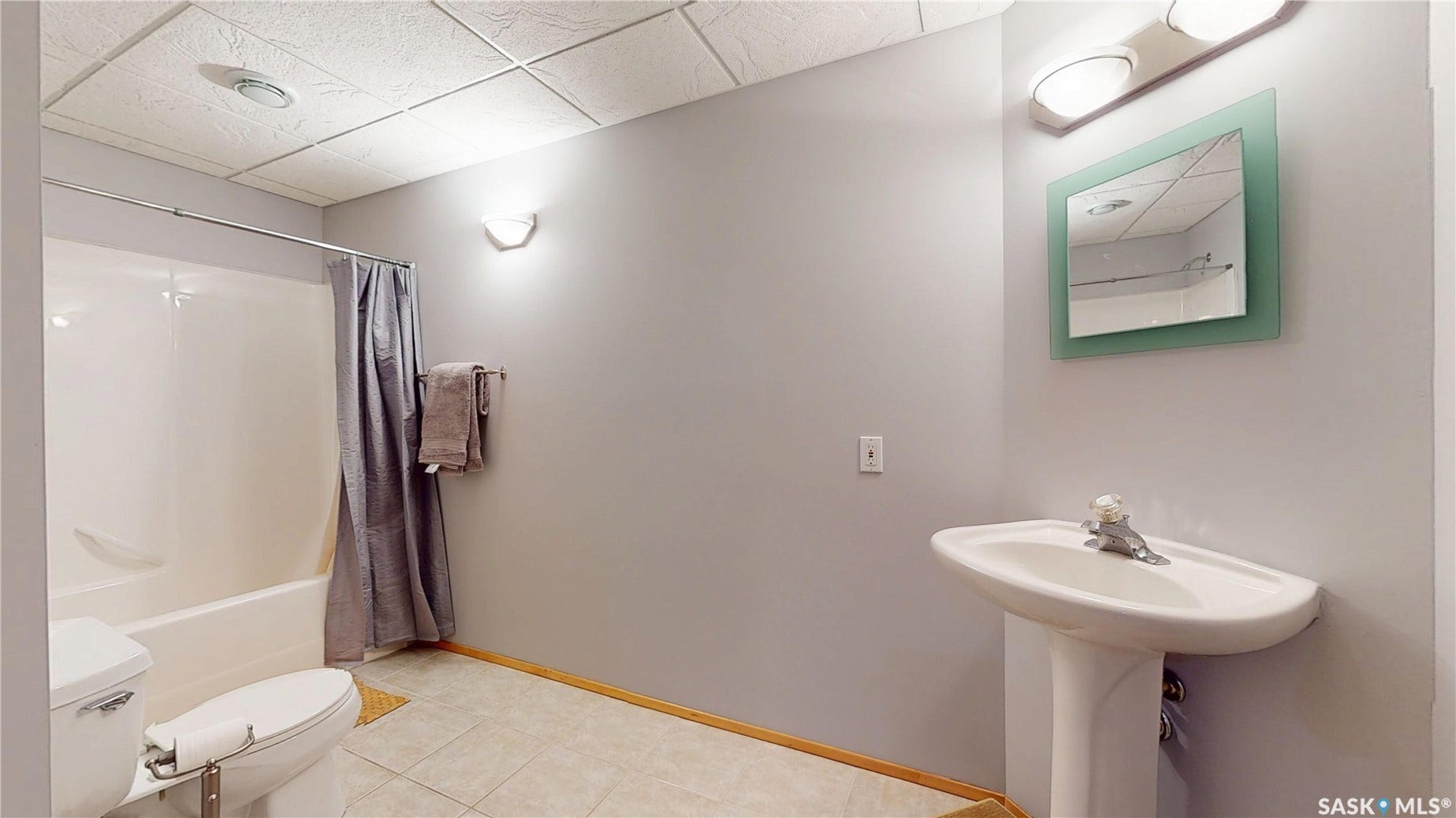 1 Pompano Bay, Pilot Butte SK S4L 1B7