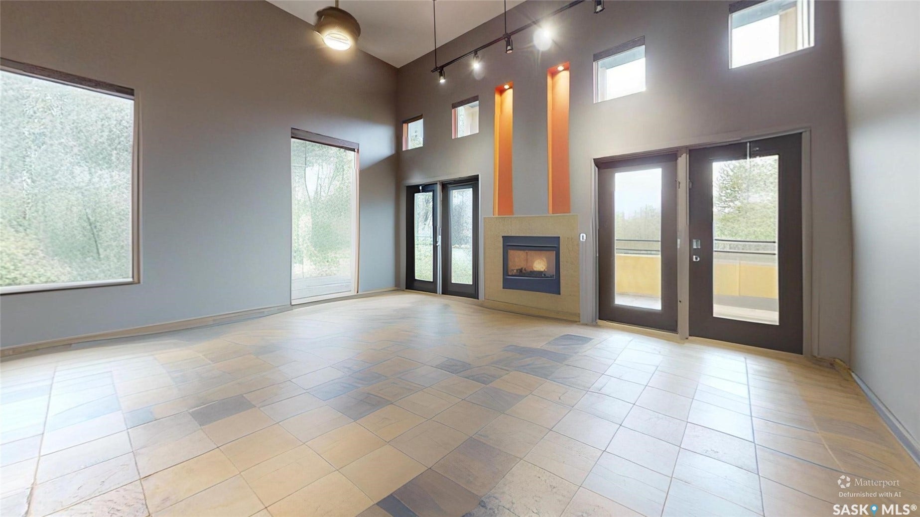 1 Pompano Bay, Pilot Butte SK S4L 1B7