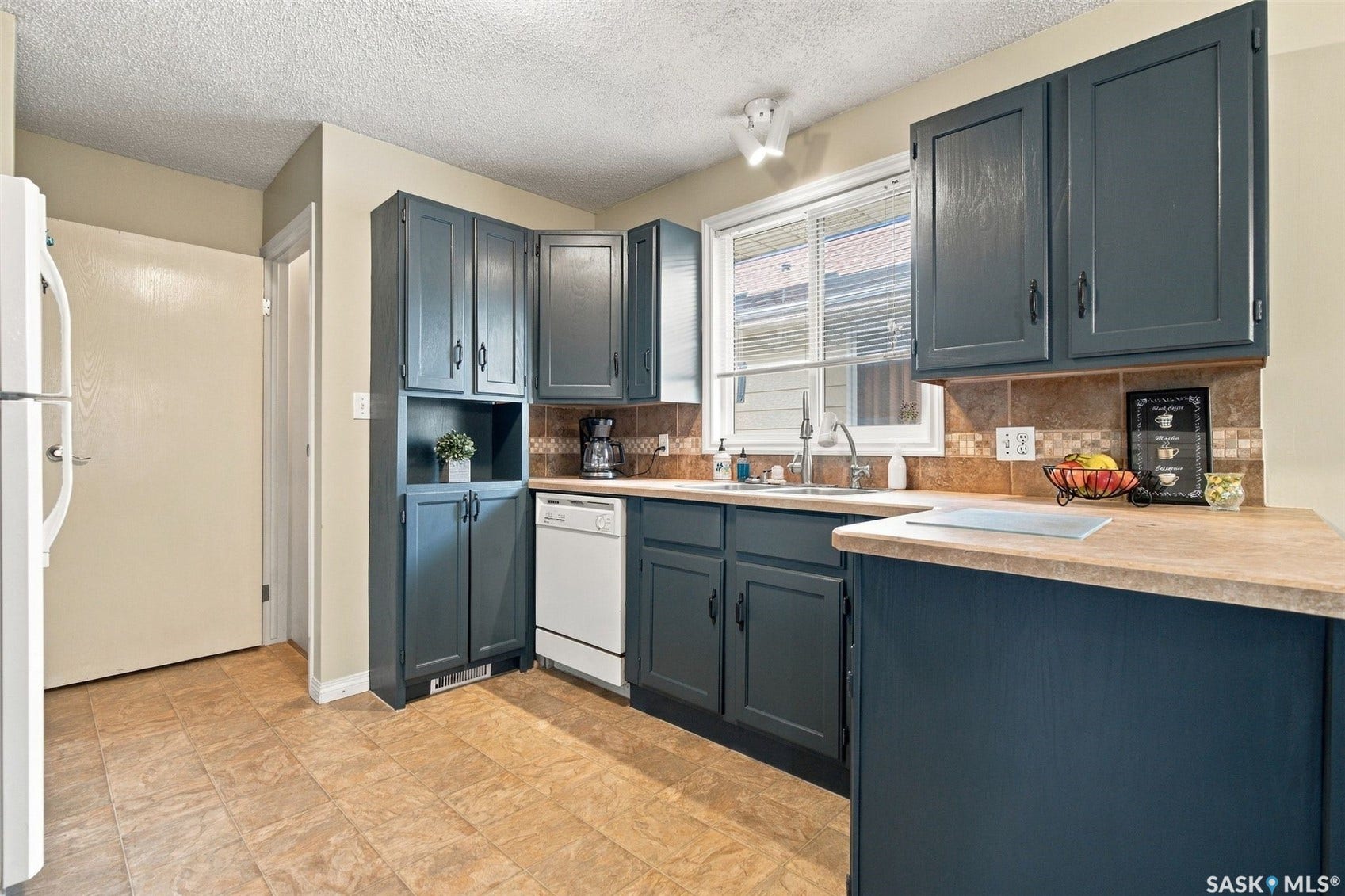 38 Petersmeyer Street, Regina SK S4R 7P7
