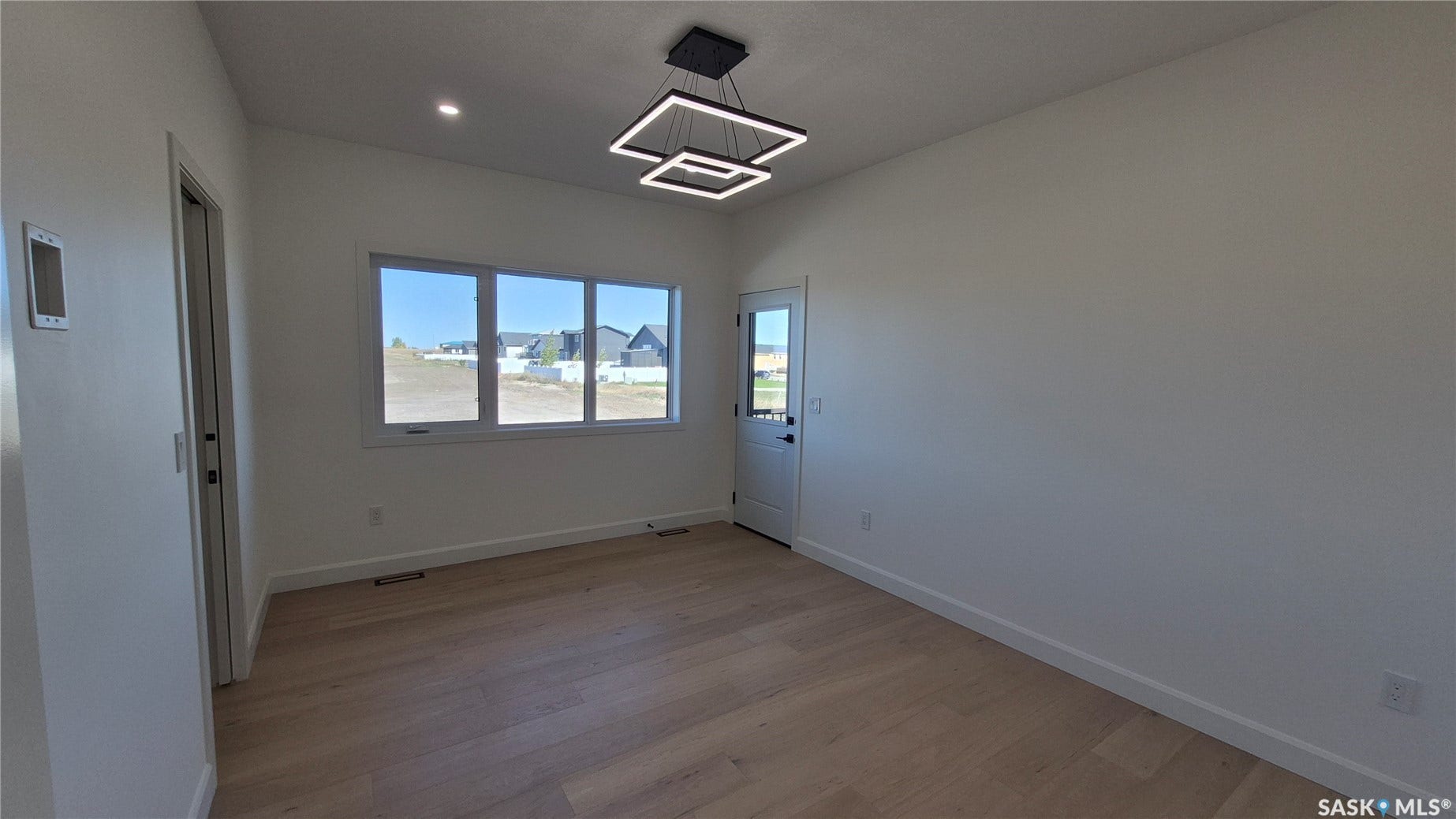 5 Aaron Court, Pilot Butte SK S0G 3Z0