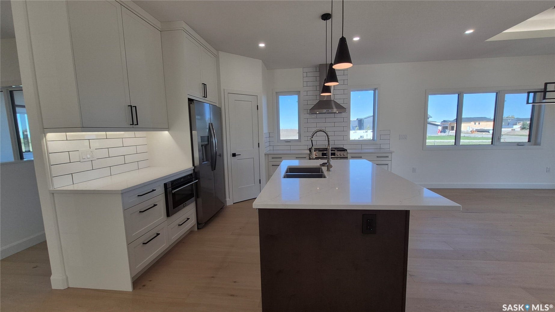 5 Aaron Court, Pilot Butte SK S0G 3Z0
