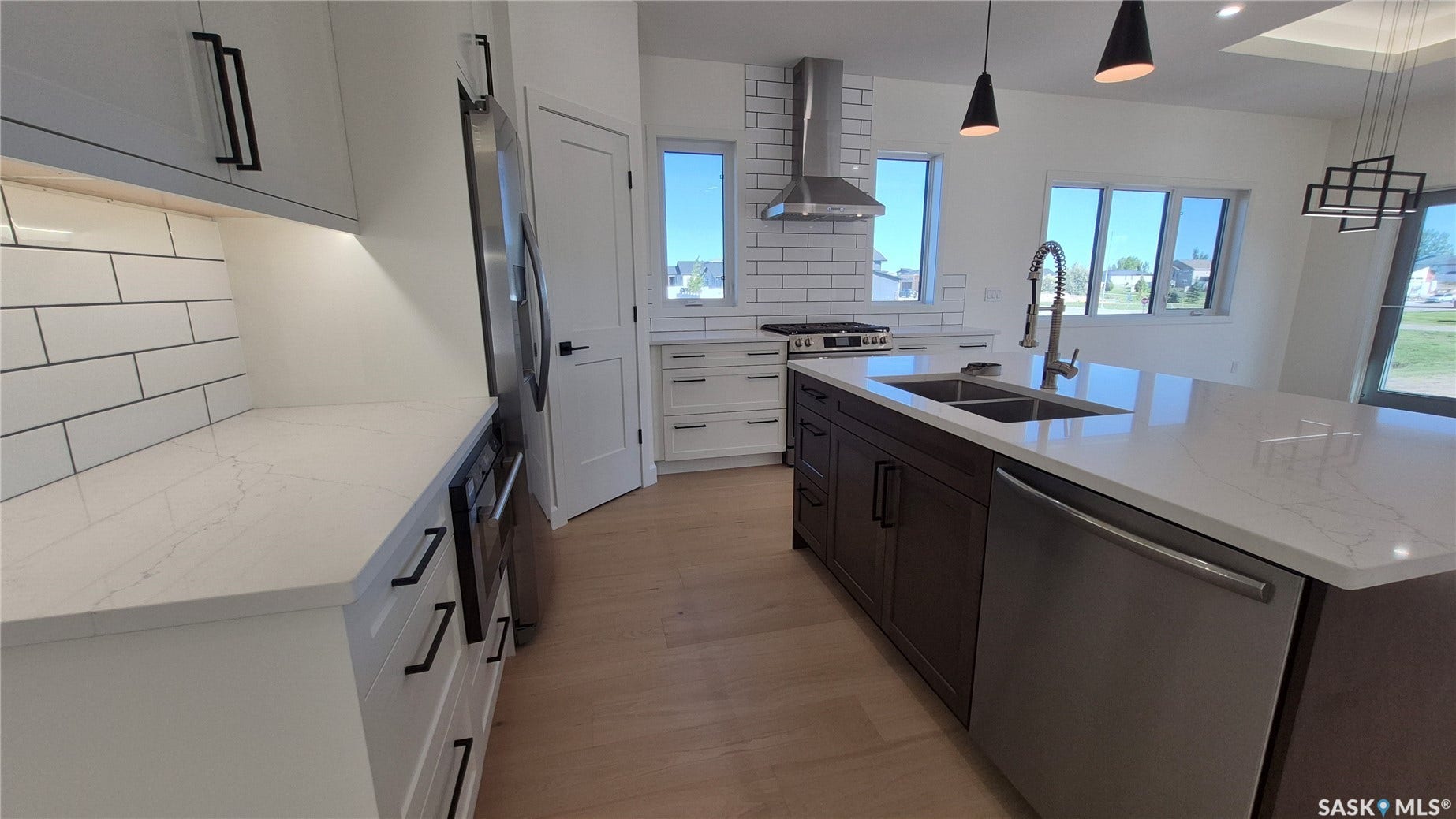 5 Aaron Court, Pilot Butte SK S0G 3Z0