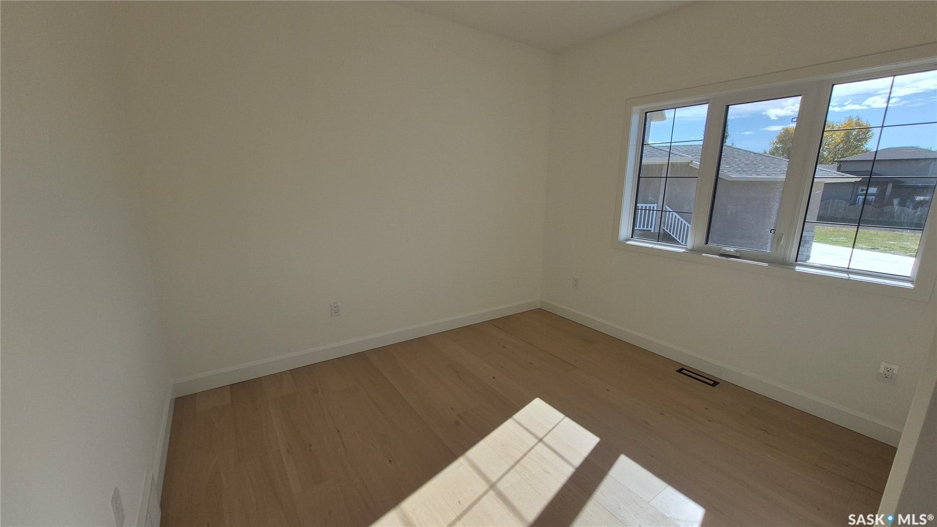 5 Aaron Court, Pilot Butte SK S0G 3Z0