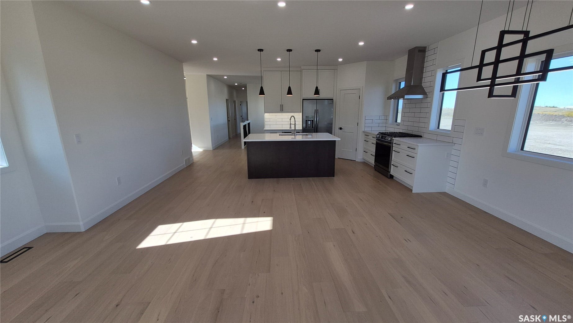 5 Aaron Court, Pilot Butte SK S0G 3Z0