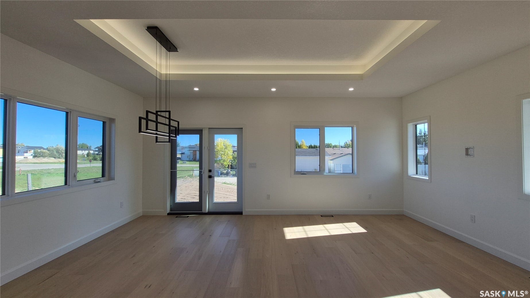 5 Aaron Court, Pilot Butte SK S0G 3Z0