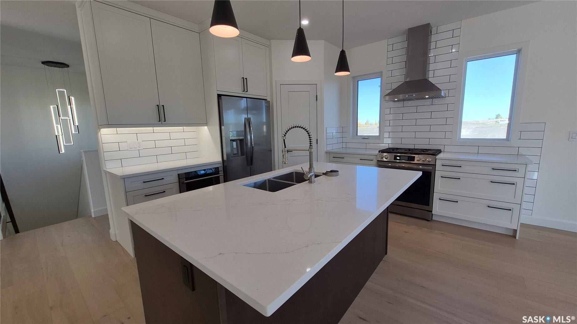 5 Aaron Court, Pilot Butte SK S0G 3Z0