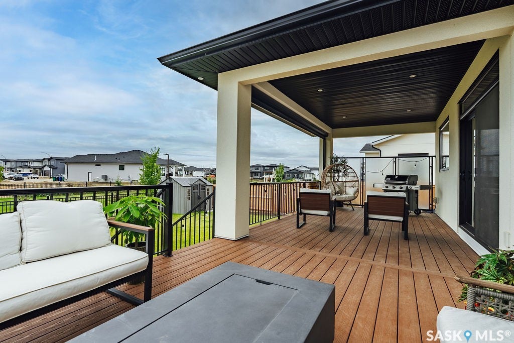 656 Pepper Bend, Saskatoon SK S7V 1T3