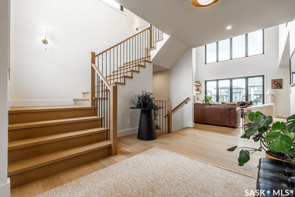 656 Pepper Bend, Saskatoon SK S7V 1T3