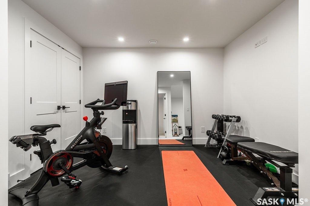 656 Pepper Bend, Saskatoon SK S7V 1T3
