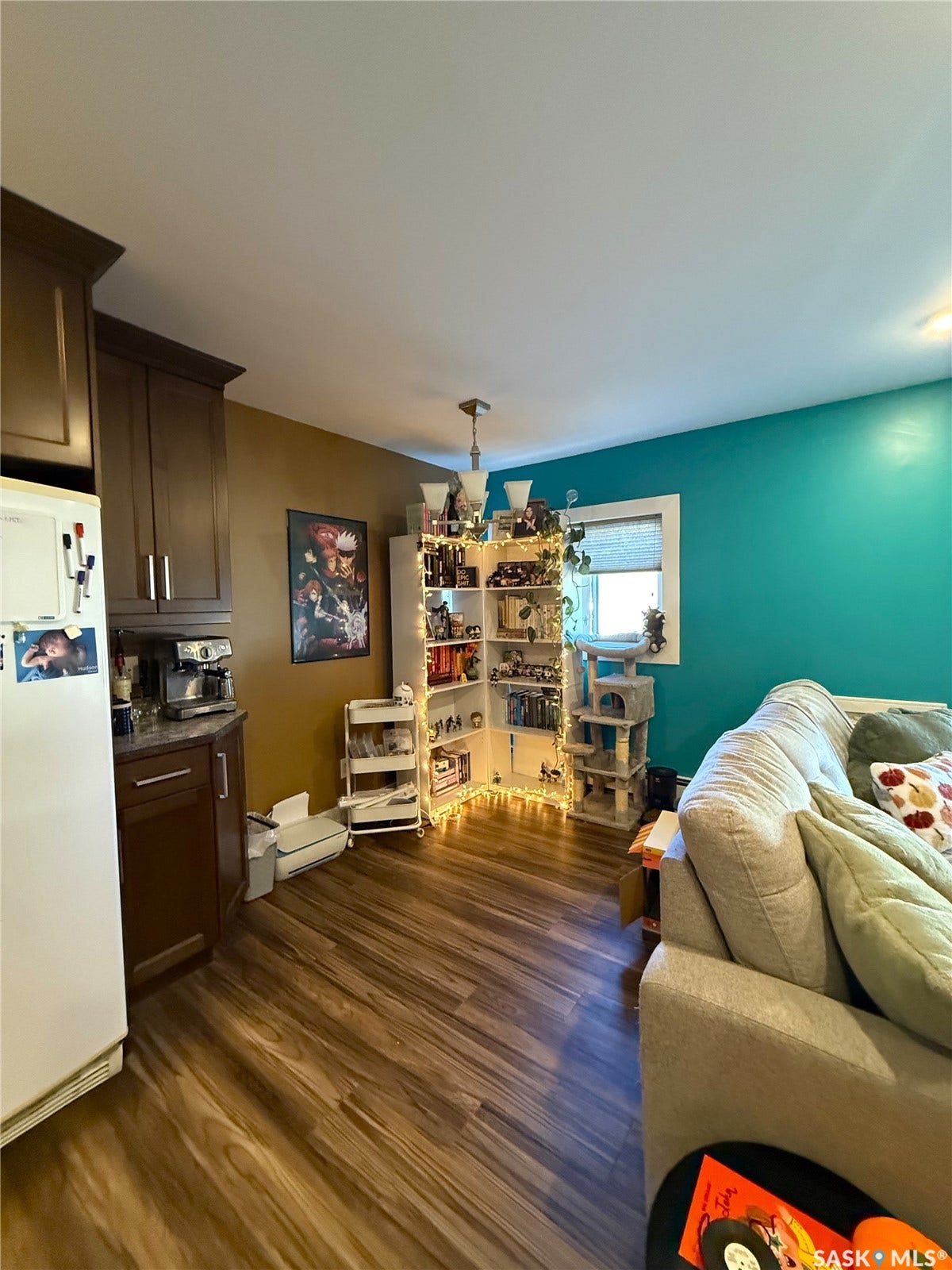 Wood-finish flooring throughout