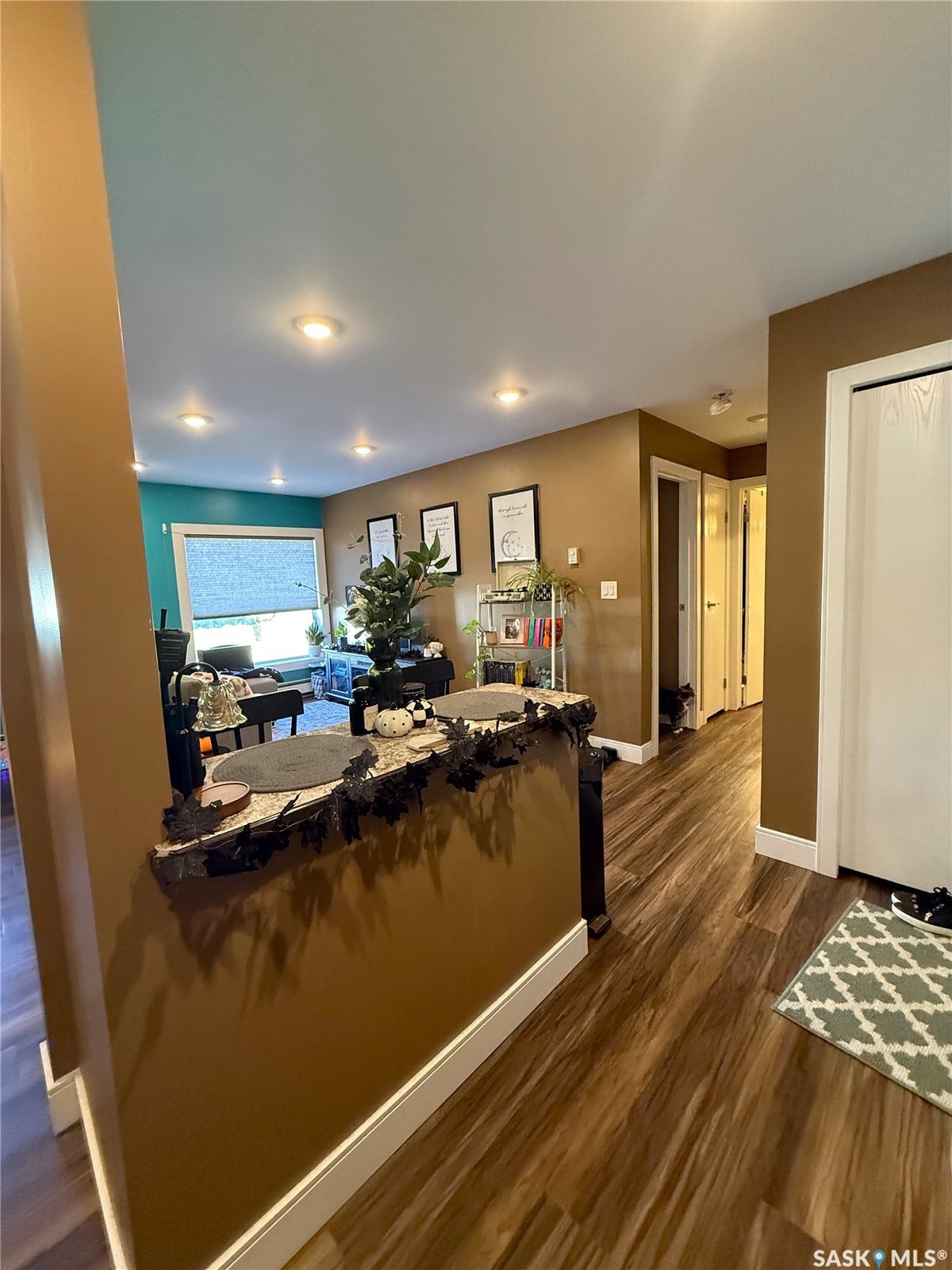201 3rd Avenue W, #202, Kindersley SK S0L 1S0