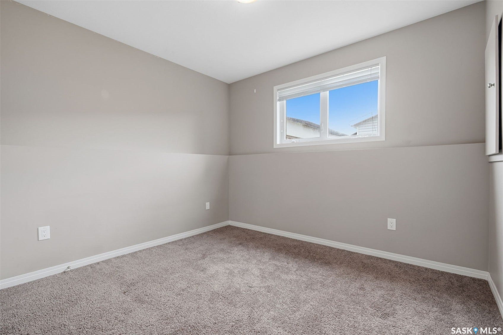 474 Kloppenburg Street, Saskatoon SK S7W 0N8